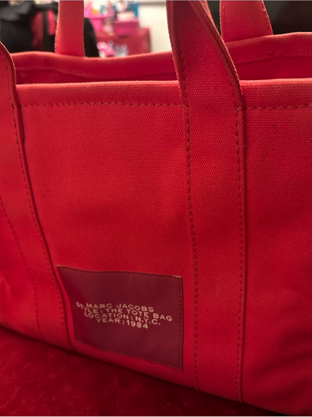Red “The Tote Bag” Marc Jacob’s - Picture 2 of 5